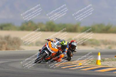 media/Oct-08-2023-CVMA (Sun) [[dbfe88ae3c]]/Race 11 500 Supersport-350 Supersport/